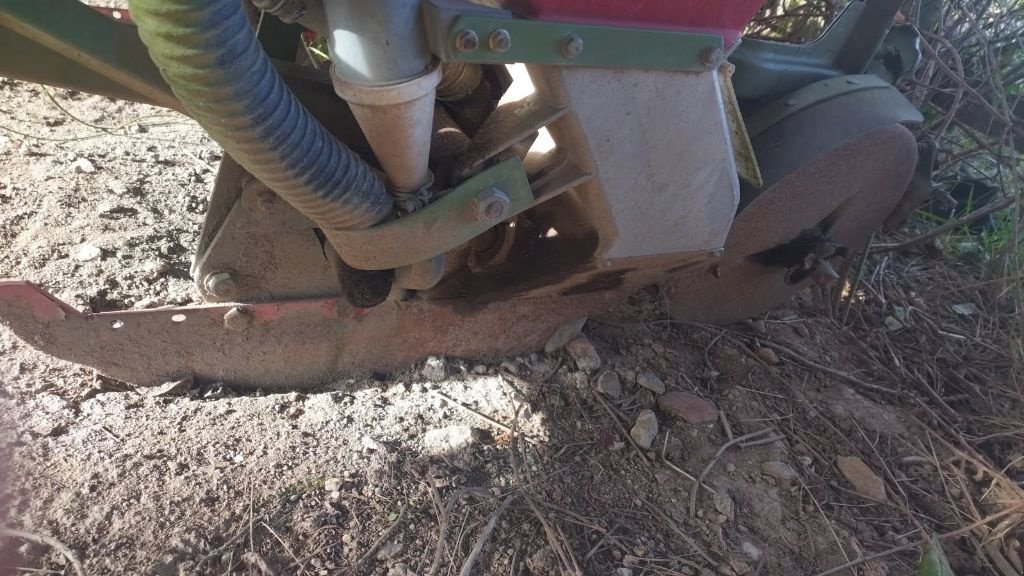 Einzelkornsägerät del tipo Nodet PN II 6 RANGS MICRO, Gebrauchtmaschine en ENNEZAT (Imagen 4)