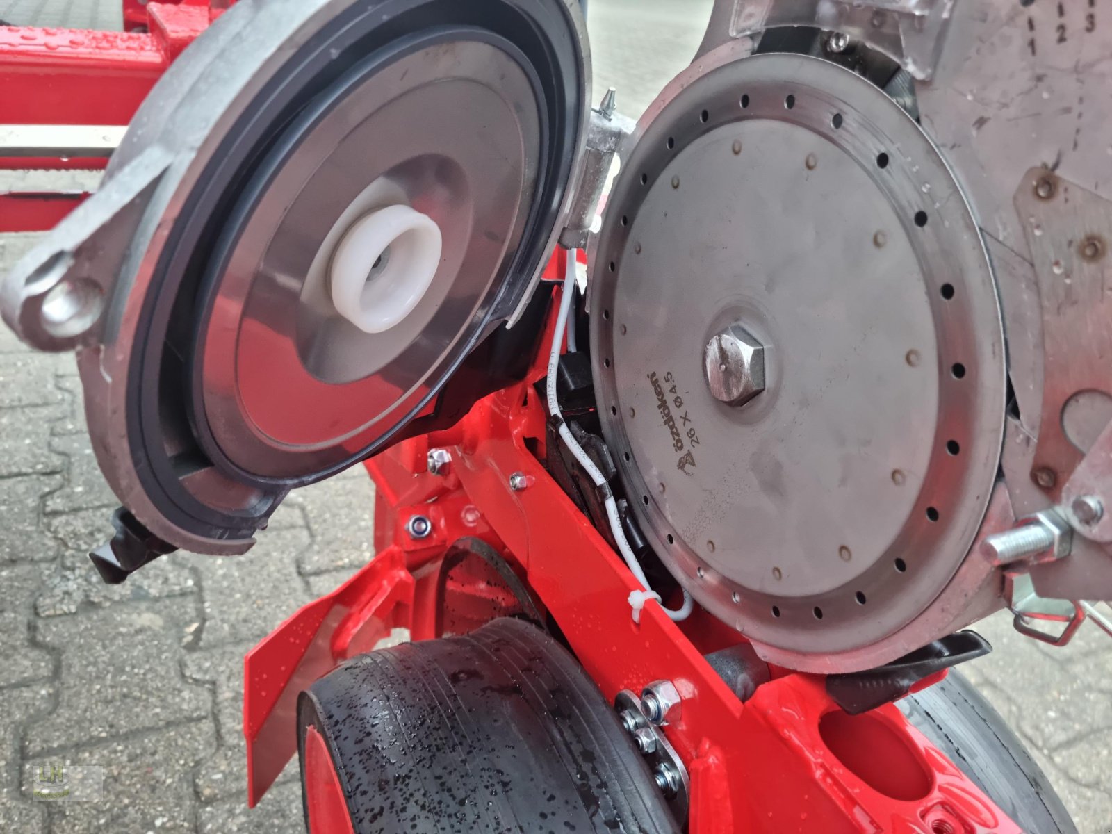 Einzelkornsägerät des Typs özdöken VPHE-DG4 Maissägerät, Neumaschine in Aresing (Bild 7)