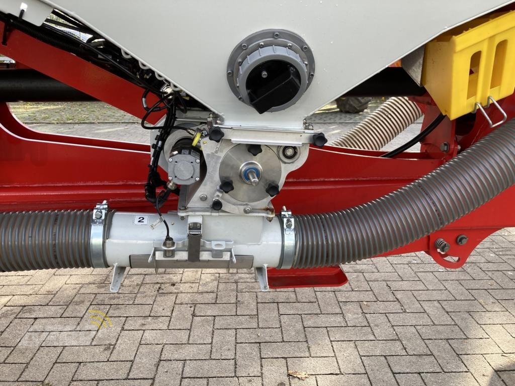 Einzelkornsägerät typu Pöttinger AEROSEM VT 6000 DD, Gebrauchtmaschine v Dätgen (Obrázek 4)