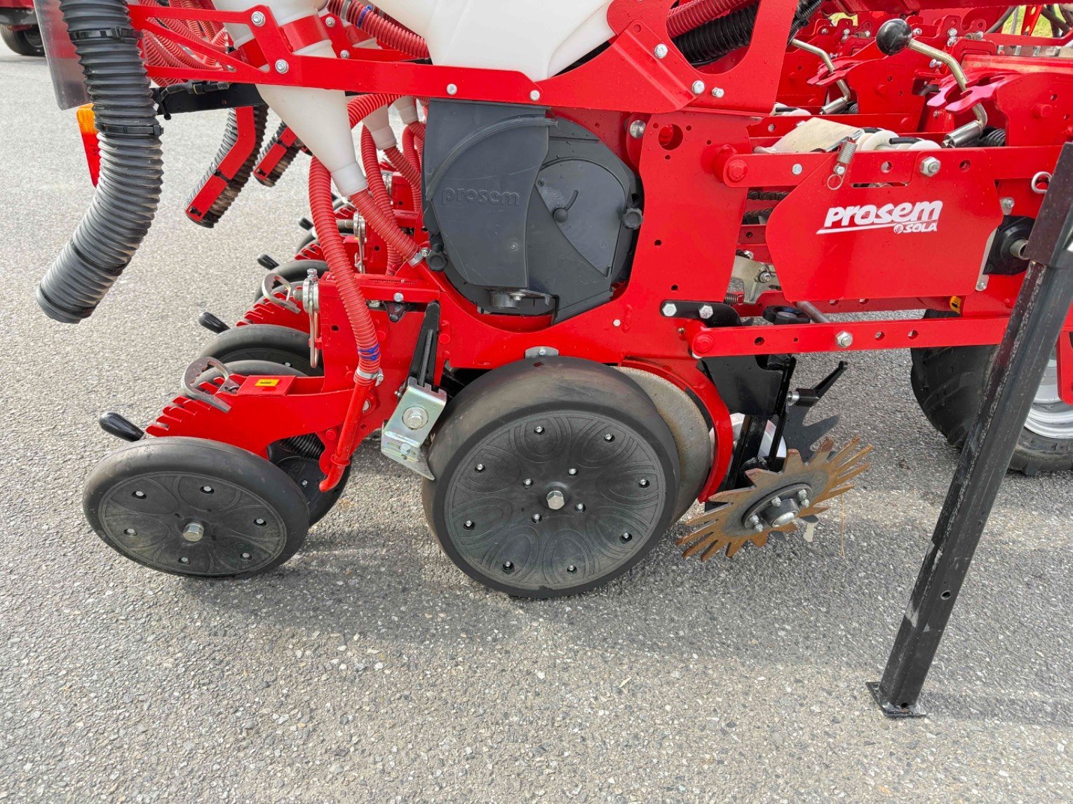 Einzelkornsägerät del tipo Sola Semoir monograine PROSEM-K 300/6 Solà, Gebrauchtmaschine In SAINT GAUDENS (Immagine 10)