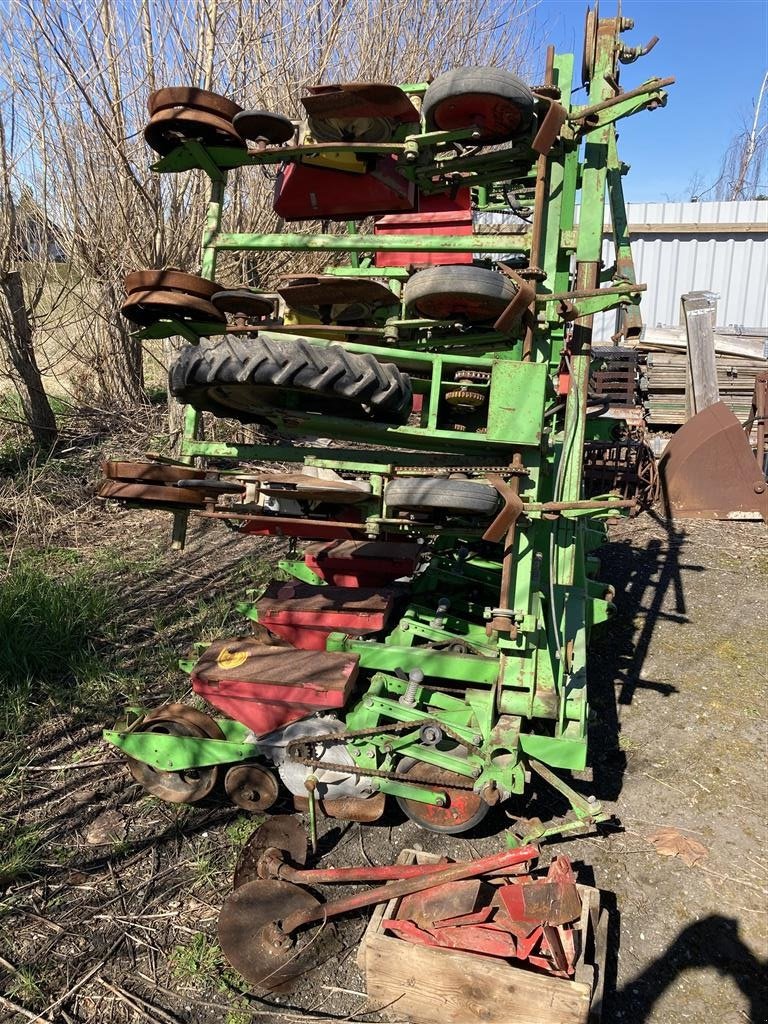 Einzelkornsägerät del tipo Sonstige 12 rk. Med hydr. opklap, Gebrauchtmaschine In Søllested (Immagine 2)