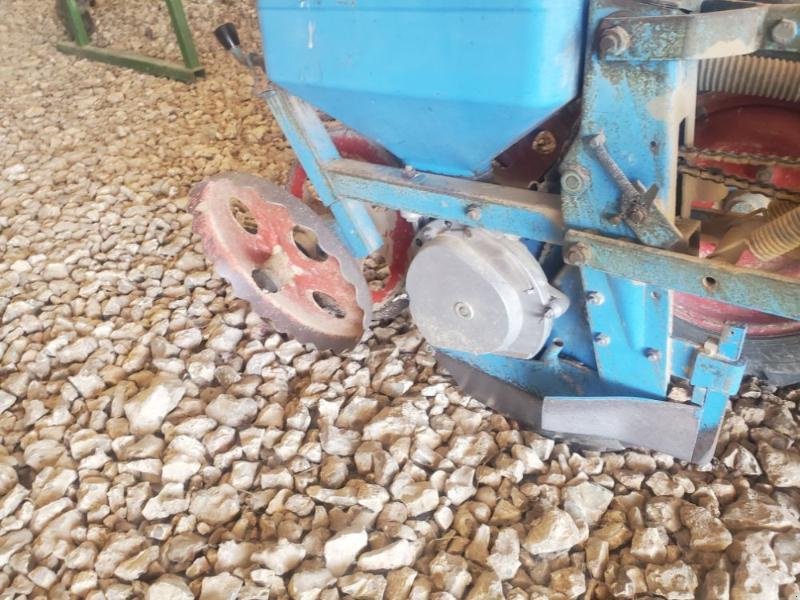 Einzelkornsägerät typu Sonstige PNU, Gebrauchtmaschine v BRAY en Val (Obrázek 7)