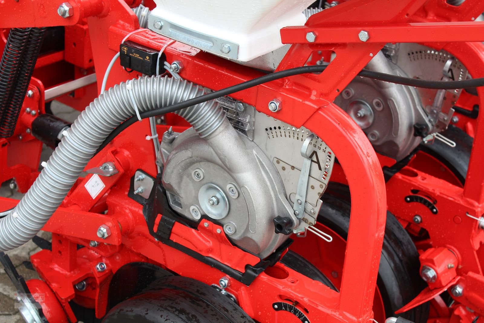 Einzelkornsägerät des Typs Sonstige VPKT-D6-38cm bis75 cm-Direktsaat, Neumaschine in Eberschwang (Bild 15)