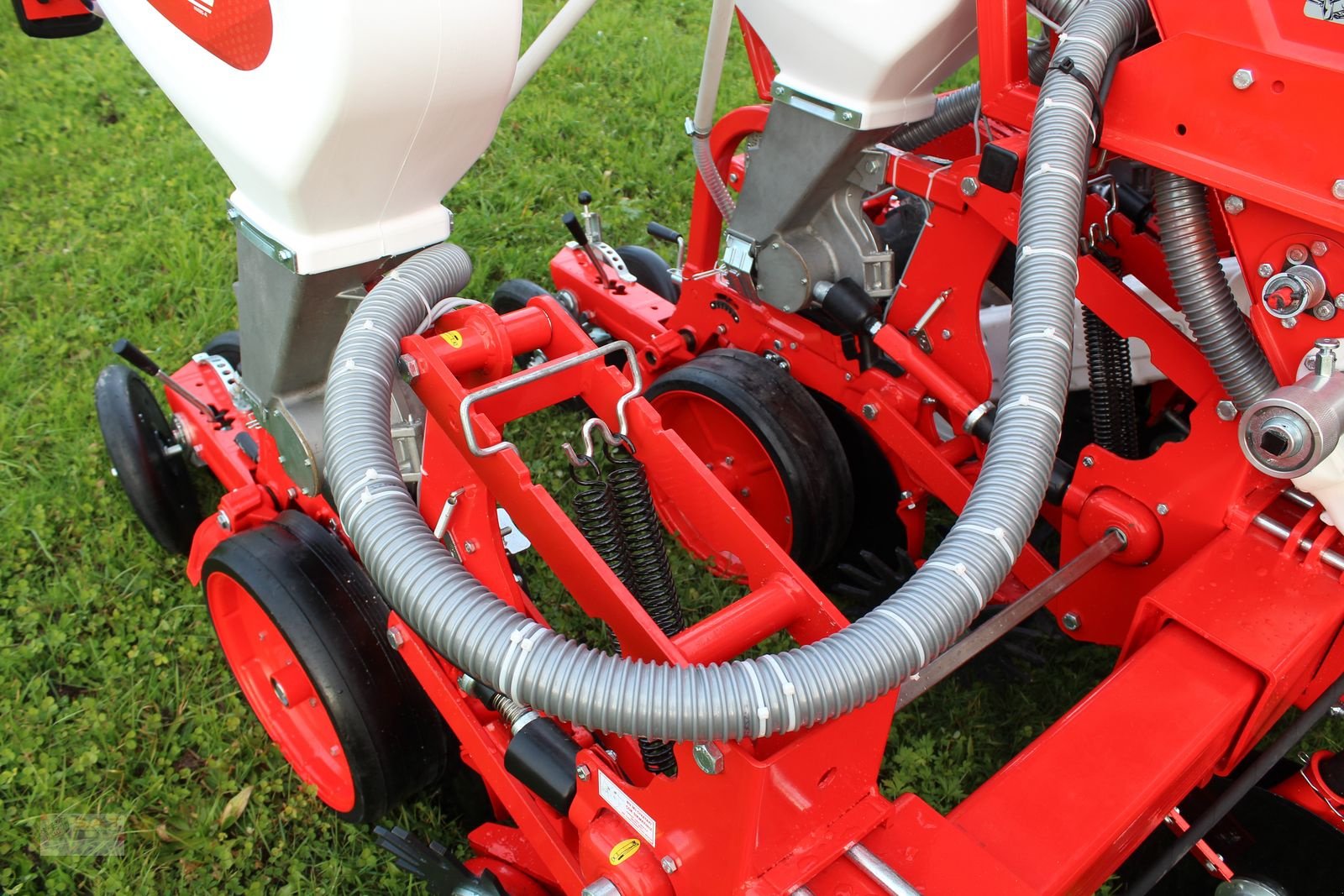 Einzelkornsägerät typu Sonstige VPYT-DG 306-Dünger-Micro-70-75 cm, Neumaschine v Eberschwang (Obrázek 15)