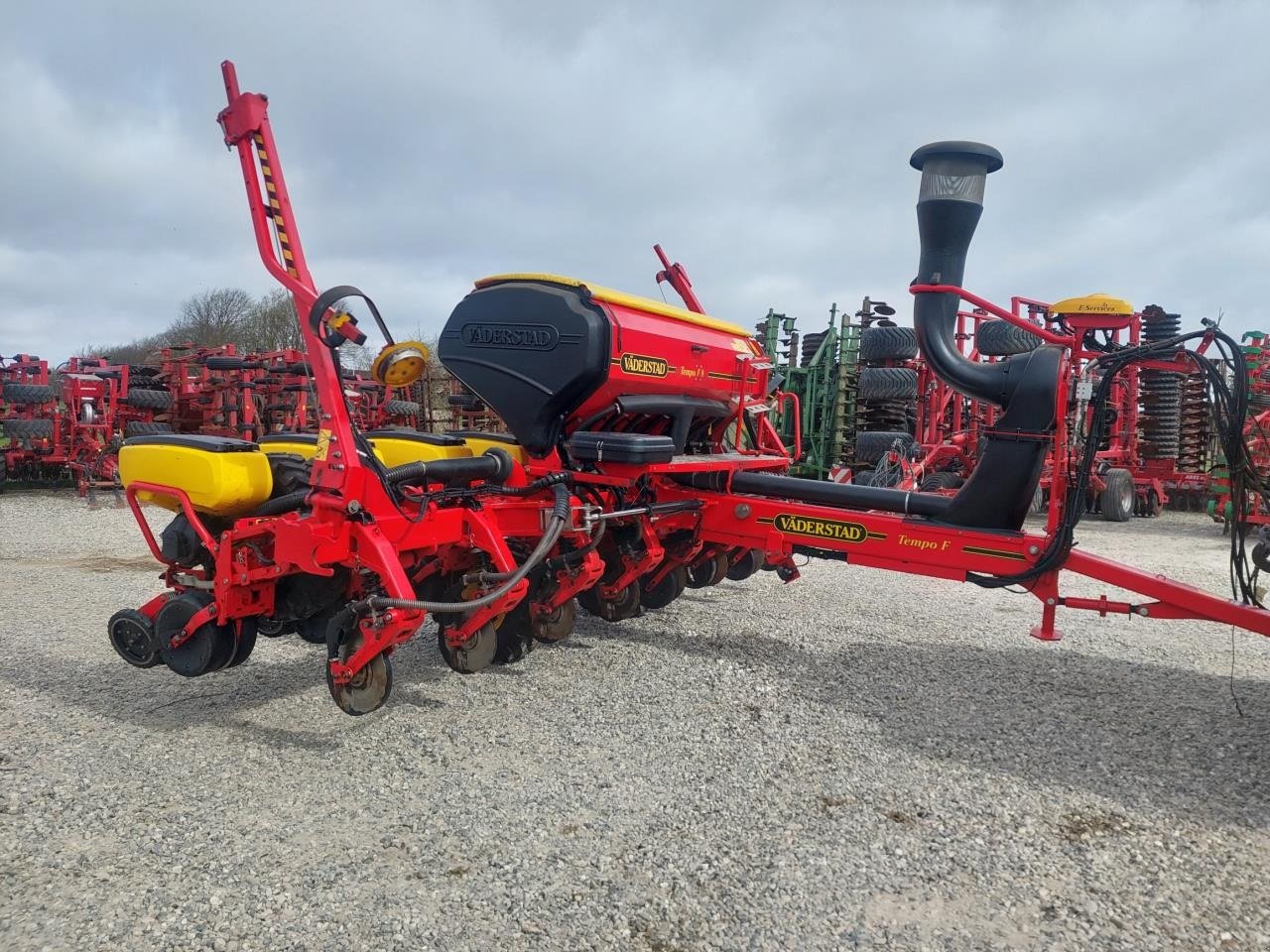 Einzelkornsägerät of the type Väderstad Tempo 8 F med E-service, Gebrauchtmaschine in Hammel (Picture 8)