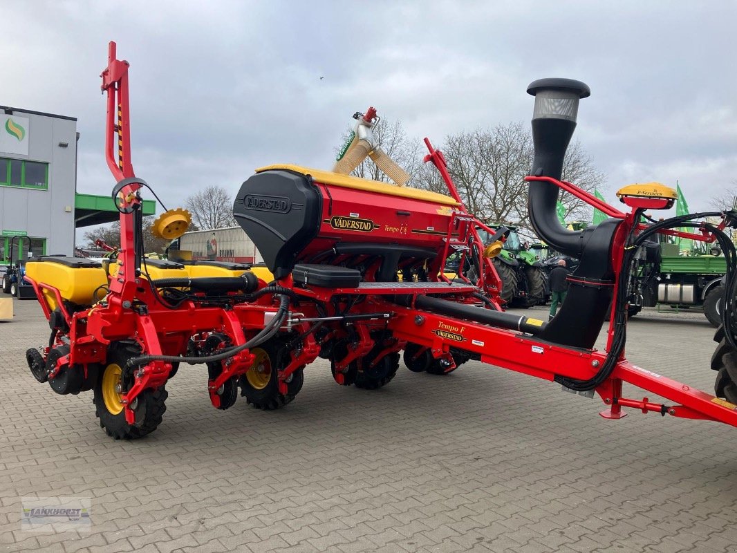 Einzelkornsägerät of the type Väderstad TEMPO F 8, Gebrauchtmaschine in Jever (Picture 1)