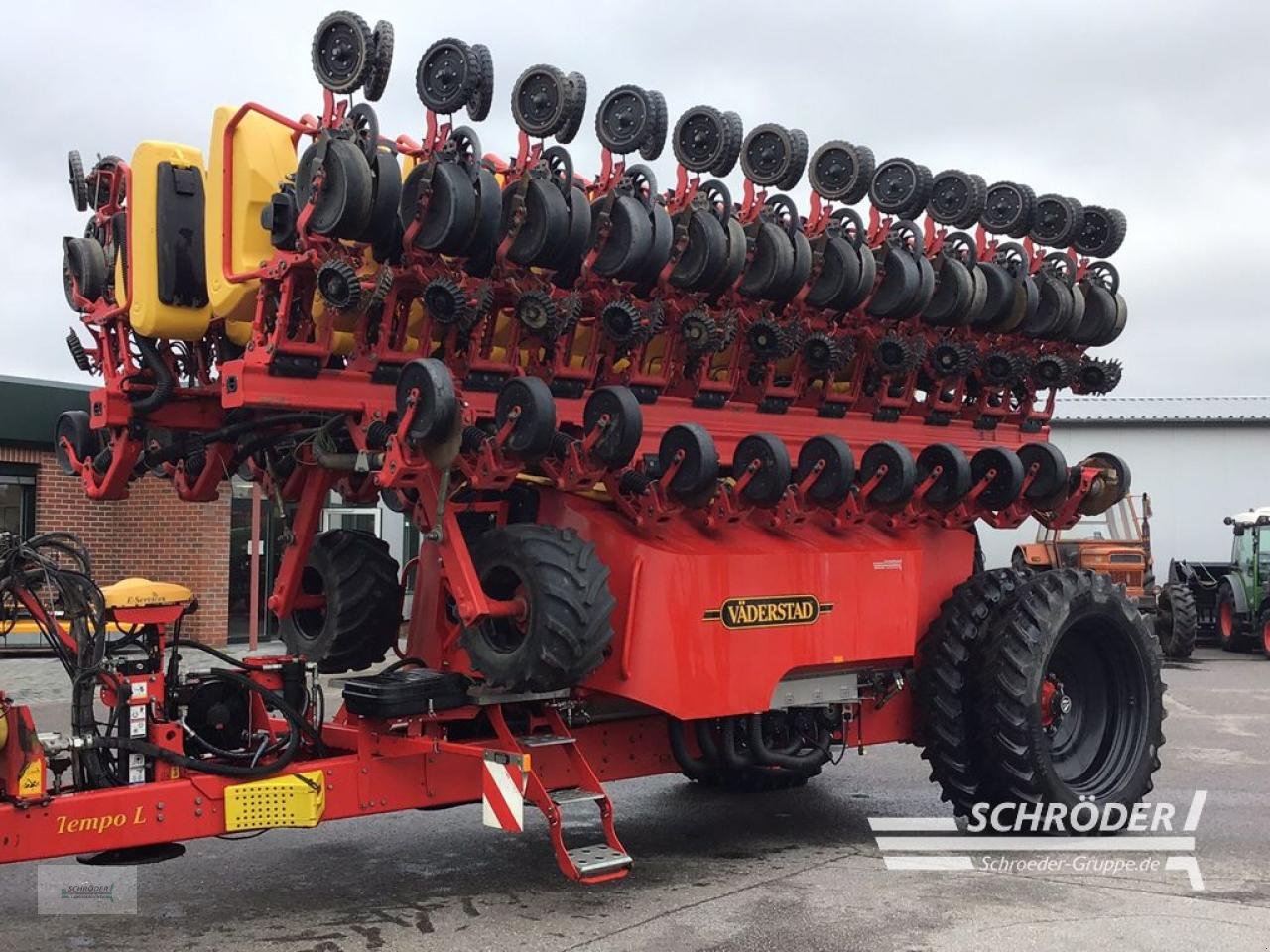 Einzelkornsägerät of the type Väderstad TEMPO L 24, Gebrauchtmaschine in Penzlin (Picture 1)