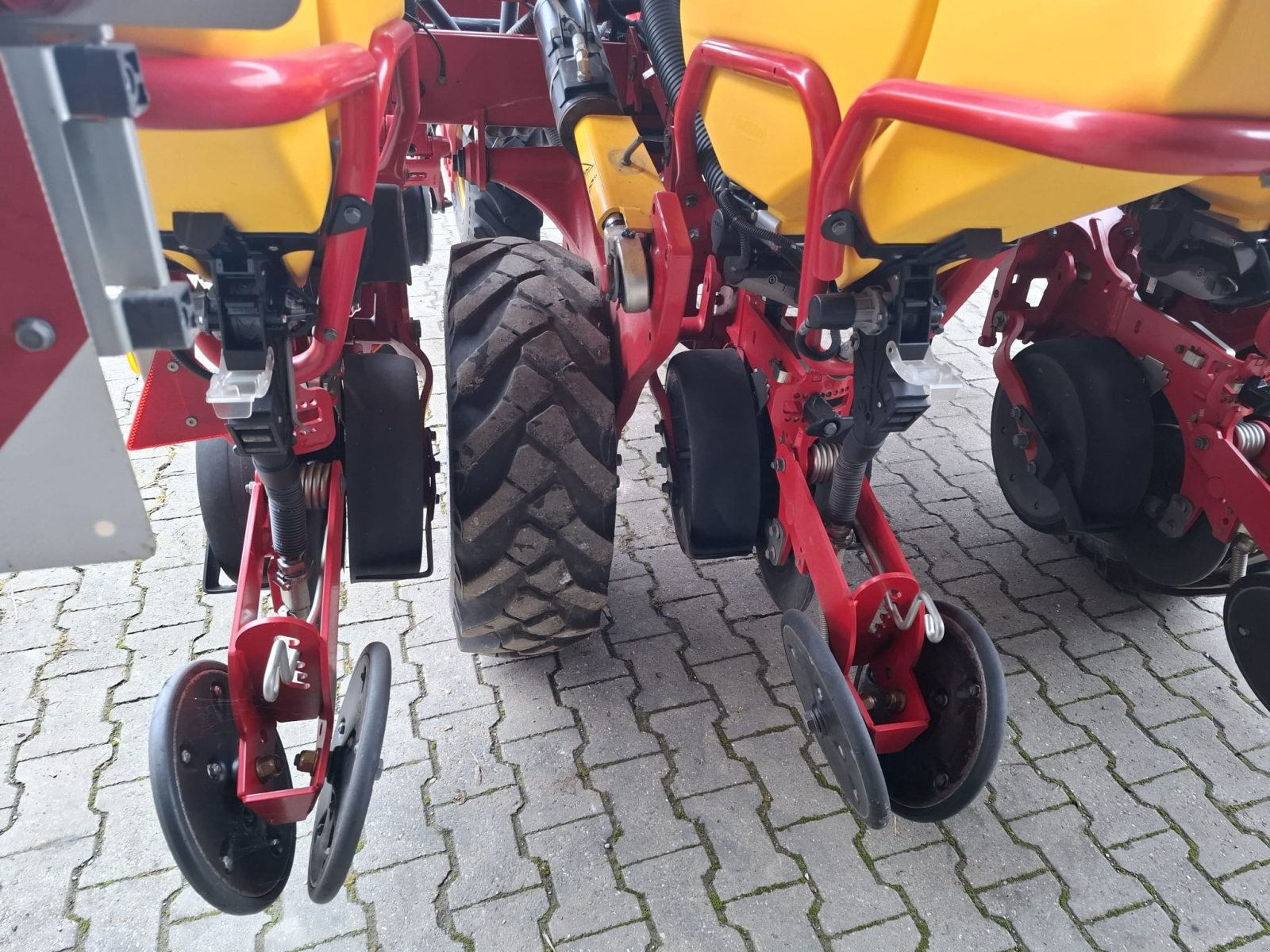 Einzelkornsägerät des Typs Väderstad Tempo TPF 8, Gebrauchtmaschine in Asselfingen (Bild 8)