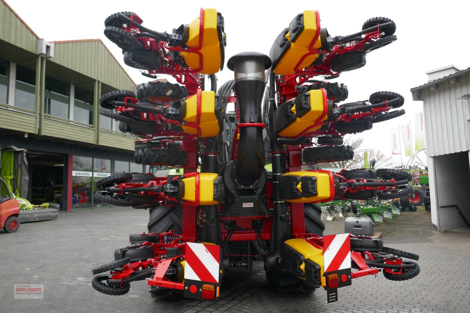 Einzelkornsägerät of the type Väderstad Tempo V 12 mit Fronttank, Neumaschine in Dorfen (Picture 11)