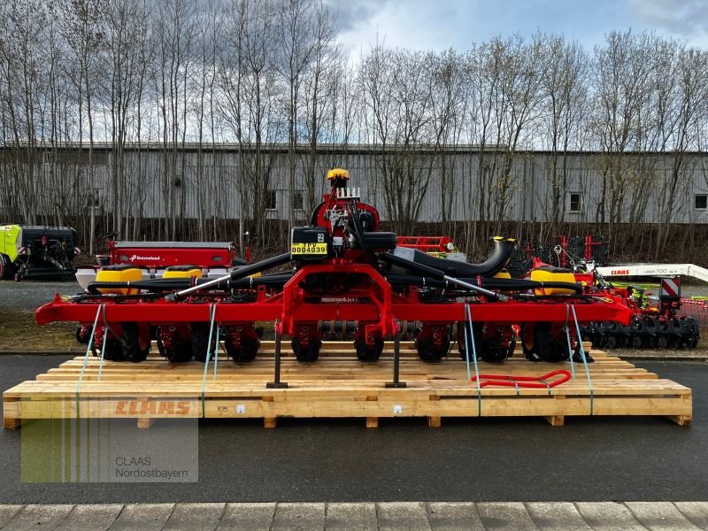 Einzelkornsägerät des Typs Väderstad TEMPO V 8, Neumaschine in Gefrees (Bild 2)