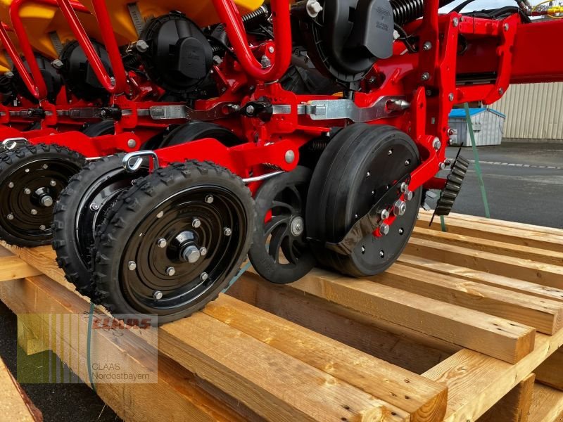 Einzelkornsägerät des Typs Väderstad TEMPO V 8, Neumaschine in Gefrees (Bild 12)