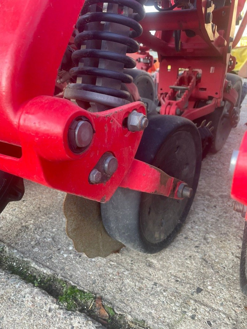 Einzelkornsägerät of the type Väderstad Tempo V TPV 12, Gebrauchtmaschine in Plau am See / OT Klebe (Picture 10)