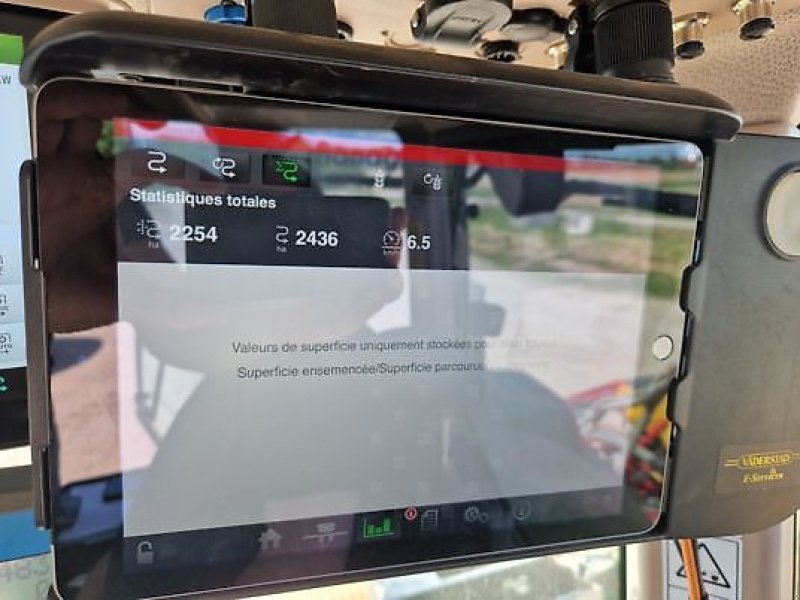 Einzelkornsägerät des Typs Väderstad TEMPO V11, Gebrauchtmaschine in PEYROLE (Bild 12)