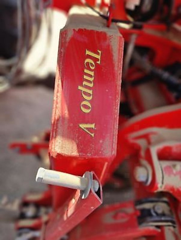 Einzelkornsägerät des Typs Väderstad TEMPO V11, Gebrauchtmaschine in PEYROLE (Bild 7)