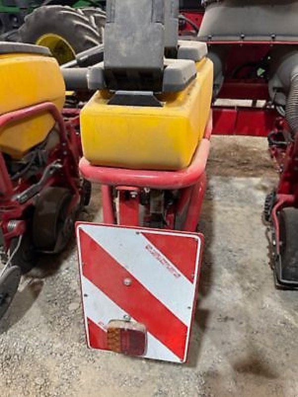 Einzelkornsägerät typu Väderstad Tempo V8, Gebrauchtmaschine v Sainte-Croix-en-Plaine (Obrázek 7)