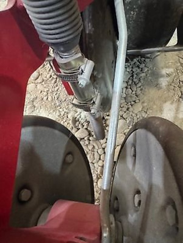 Einzelkornsägerät typu Väderstad Tempo V8, Gebrauchtmaschine v Sainte-Croix-en-Plaine (Obrázek 3)