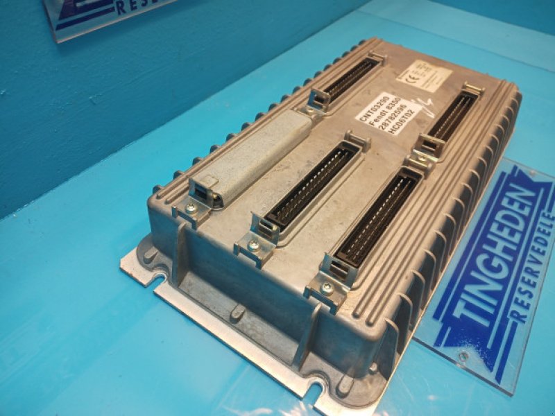 Elektrische Anlage of the type Fendt 6330, Gebrauchtmaschine in Hemmet (Picture 2)