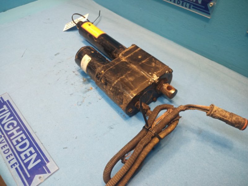 Elektrische Anlage des Typs New Holland TX62, Gebrauchtmaschine in Hemmet (Bild 3)