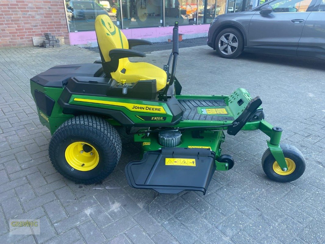 Elektromäher des Typs John Deere Z370R Electric, Neumaschine in Ahaus (Bild 4)