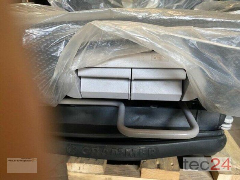 elektronische Zusatzgeräte des Typs Grammer MSG97AL/742 Super Komfort Sitz, Vorführmaschine in Wegberg (Bild 5)