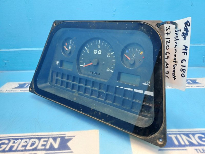 elektronische Zusatzgeräte typu Massey Ferguson 6180, Gebrauchtmaschine v Hemmet (Obrázek 4)