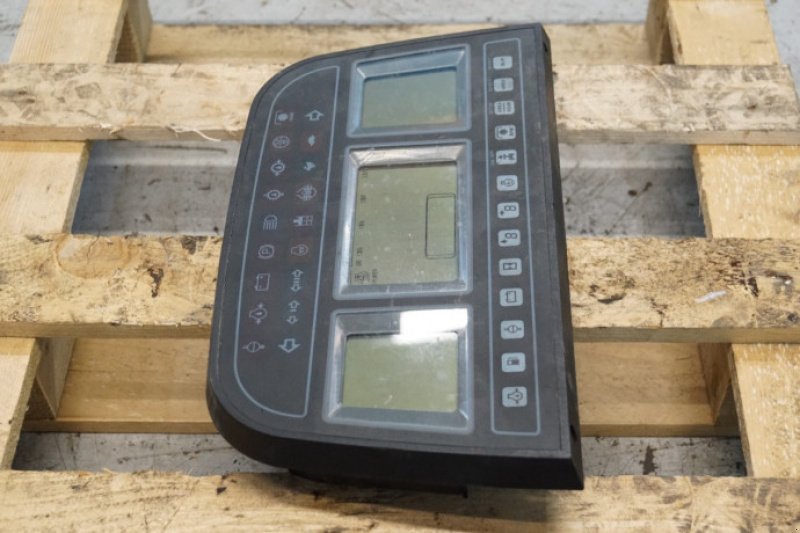 elektronische Zusatzgeräte des Typs New Holland 8240, Gebrauchtmaschine in Hemmet (Bild 9)