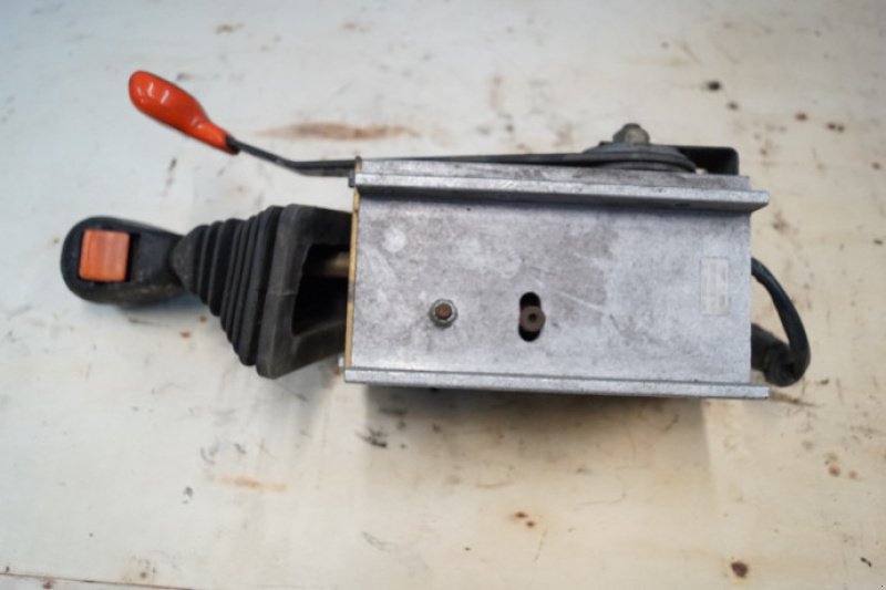 elektronische Zusatzgeräte типа New Holland 8770, Gebrauchtmaschine в Hemmet (Фотография 4)