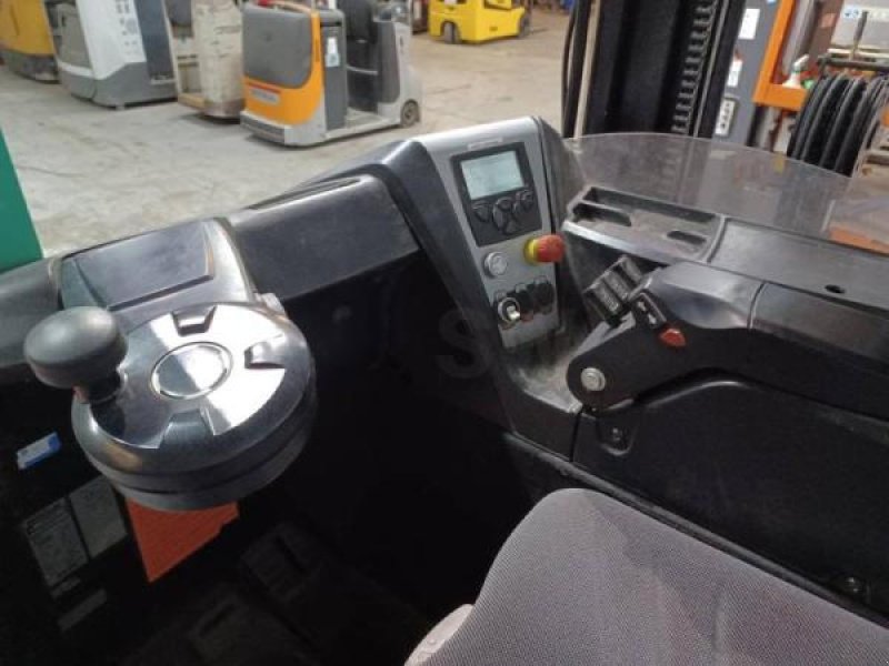 Elektrostapler des Typs Caterpillar NR16N, Gebrauchtmaschine in senlis (Bild 8)