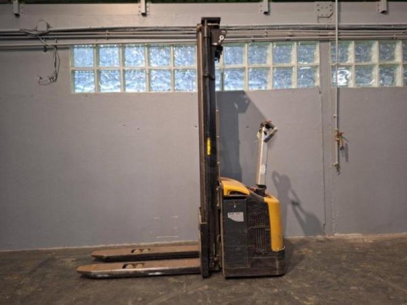 Elektrostapler za tip Caterpillar NSP16N, Gebrauchtmaschine u senlis (Slika 4)