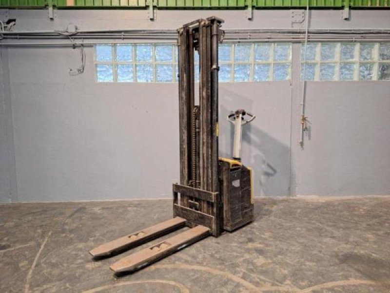 Elektrostapler za tip Caterpillar NSP16N, Gebrauchtmaschine u senlis (Slika 2)