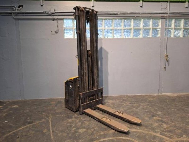 Elektrostapler za tip Caterpillar NSP16N, Gebrauchtmaschine u senlis (Slika 3)