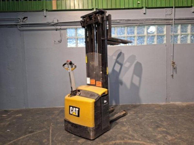 Elektrostapler za tip Caterpillar NSP16N, Gebrauchtmaschine u senlis (Slika 10)