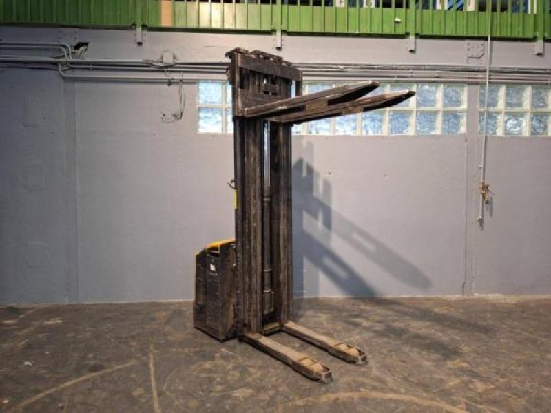 Elektrostapler za tip Caterpillar NSP16N, Gebrauchtmaschine u senlis (Slika 8)