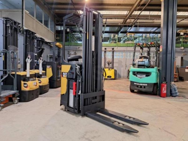 Elektrostapler za tip Caterpillar NSR16N, Gebrauchtmaschine u senlis (Slika 3)