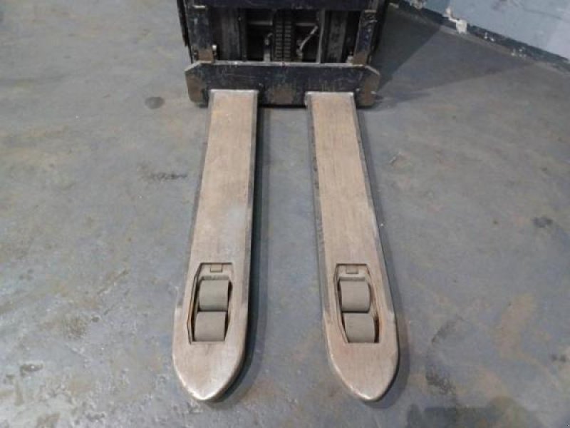 Elektrostapler za tip Caterpillar NSV16Ni, Gebrauchtmaschine u senlis (Slika 9)