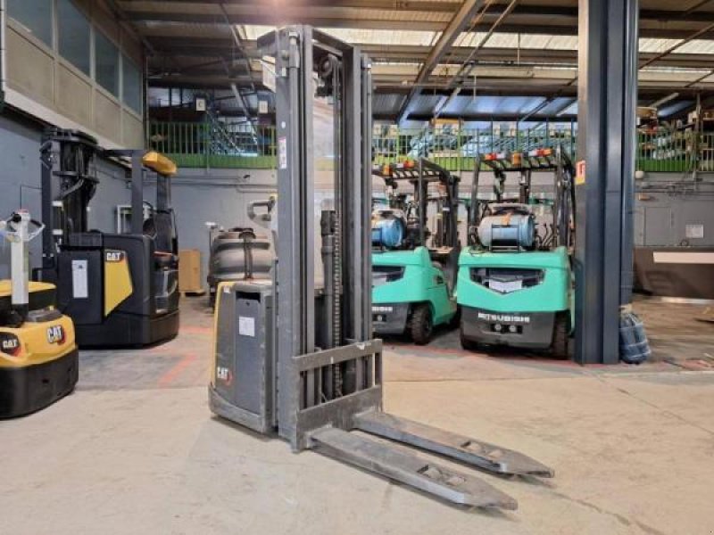 Elektrostapler za tip Caterpillar NSV16P, Gebrauchtmaschine u senlis (Slika 3)