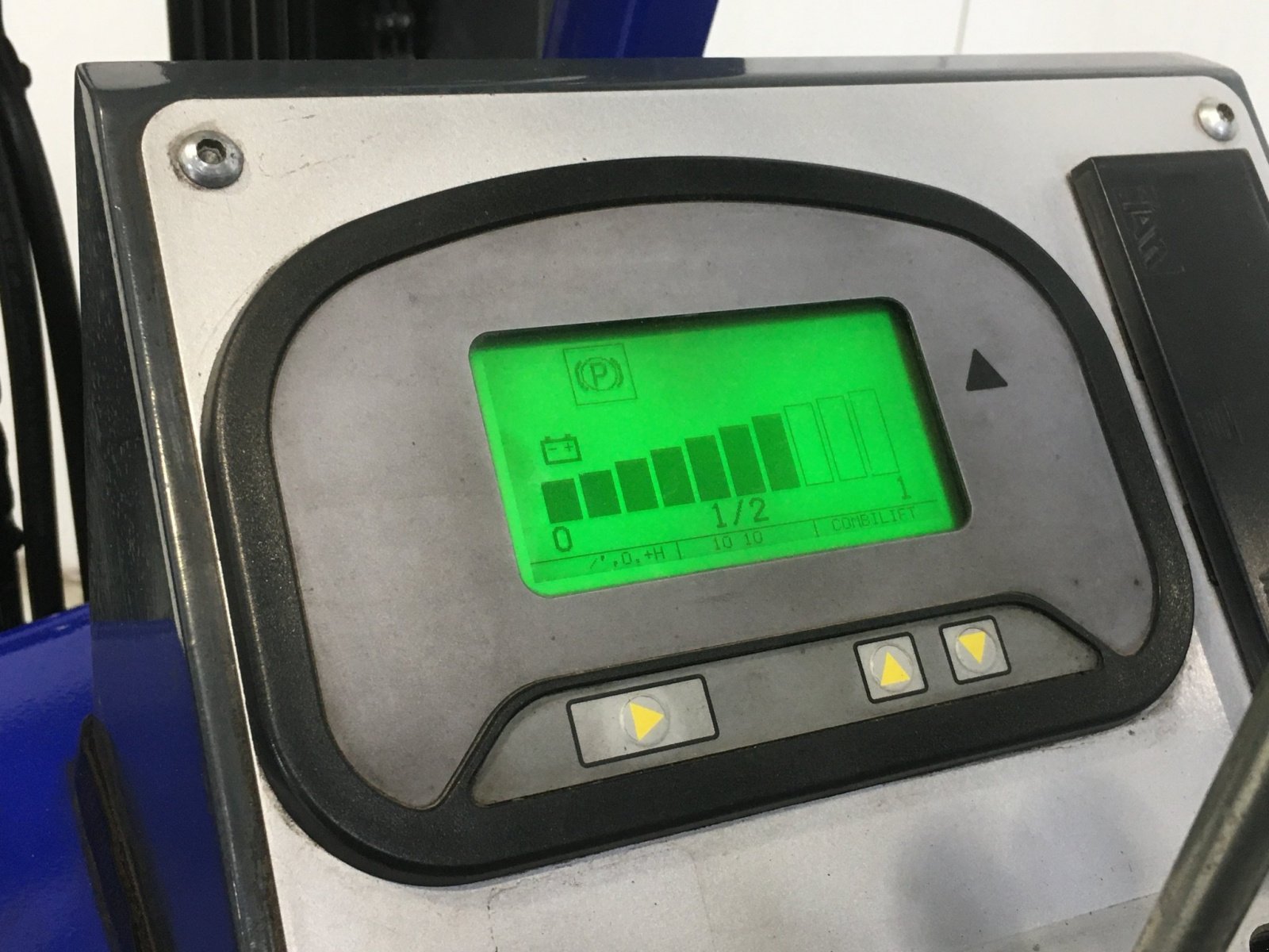 Elektrostapler typu Combilift C2500CBE, Gebrauchtmaschine v senlis (Obrázek 5)