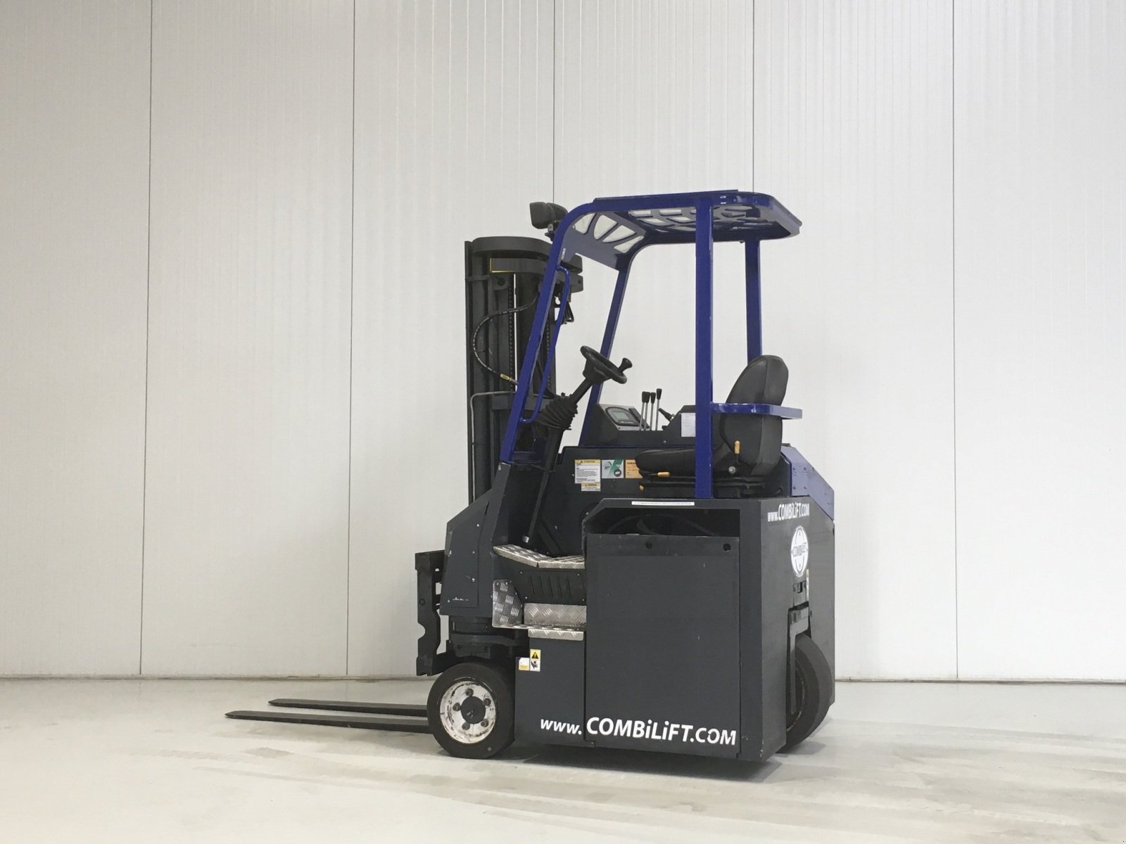 Elektrostapler typu Combilift C2500CBE, Gebrauchtmaschine v senlis (Obrázok 4)