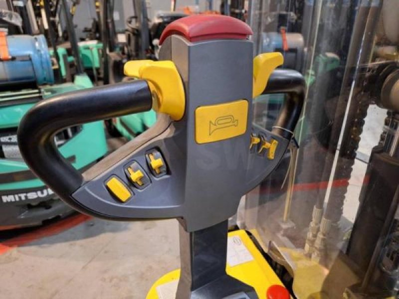 Elektrostapler Türe ait Combilift WR4, Gebrauchtmaschine içinde senlis (resim 5)