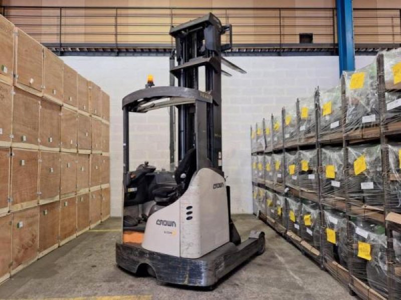 Elektrostapler del tipo Crown ESR 5260, Gebrauchtmaschine In senlis (Immagine 10)