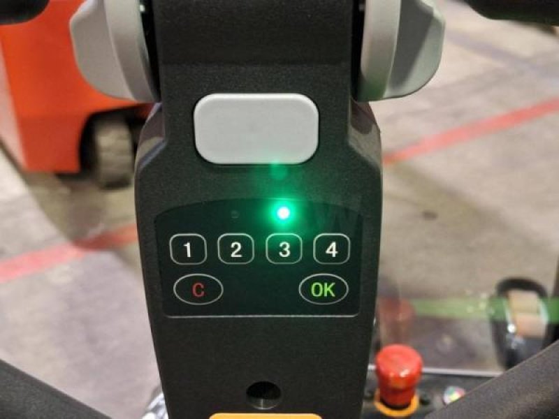 Elektrostapler za tip Hangcha CDD12-A2MC2-ISZ, Gebrauchtmaschine u senlis (Slika 9)