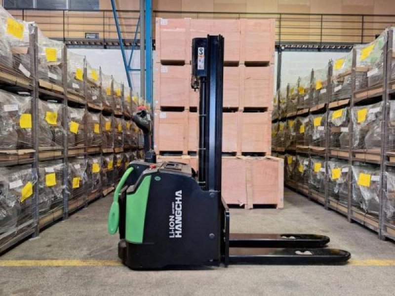 Elektrostapler del tipo Hangcha CDD16-AC2S-LI, Gebrauchtmaschine In senlis (Immagine 1)