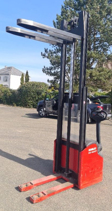 Elektrostapler des Typs Manitou ES 412 ETD 26, Gebrauchtmaschine in BAZAINVILLE (Bild 5)