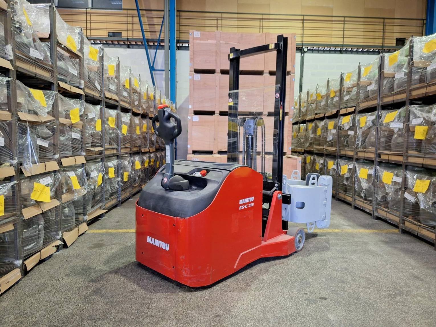 Elektrostapler типа Manitou ES-C 713 SVC 17.V.315, Gebrauchtmaschine в senlis (Фотография 4)