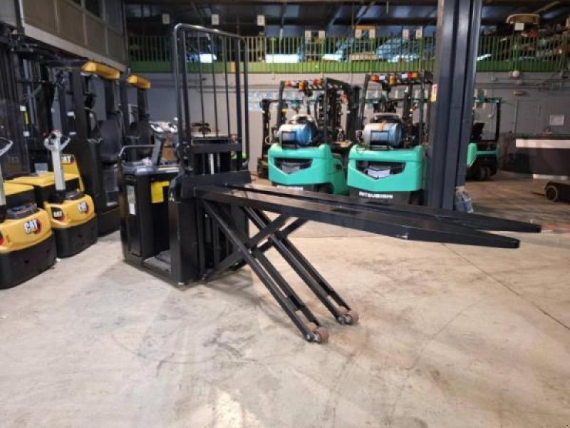 Elektrostapler za tip Mitsubishi OPB20N2X fourches levée ergonomique 2400mm, Gebrauchtmaschine u senlis (Slika 8)