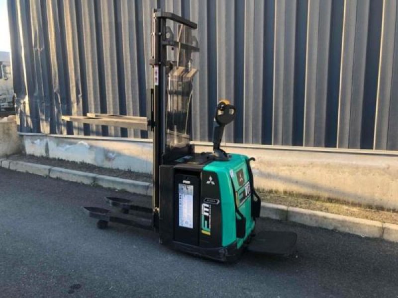 Elektrostapler des Typs Mitsubishi SBV12P, Gebrauchtmaschine in senlis (Bild 5)