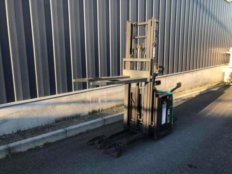 Elektrostapler des Typs Mitsubishi SBV12P, Gebrauchtmaschine in senlis (Bild 4)