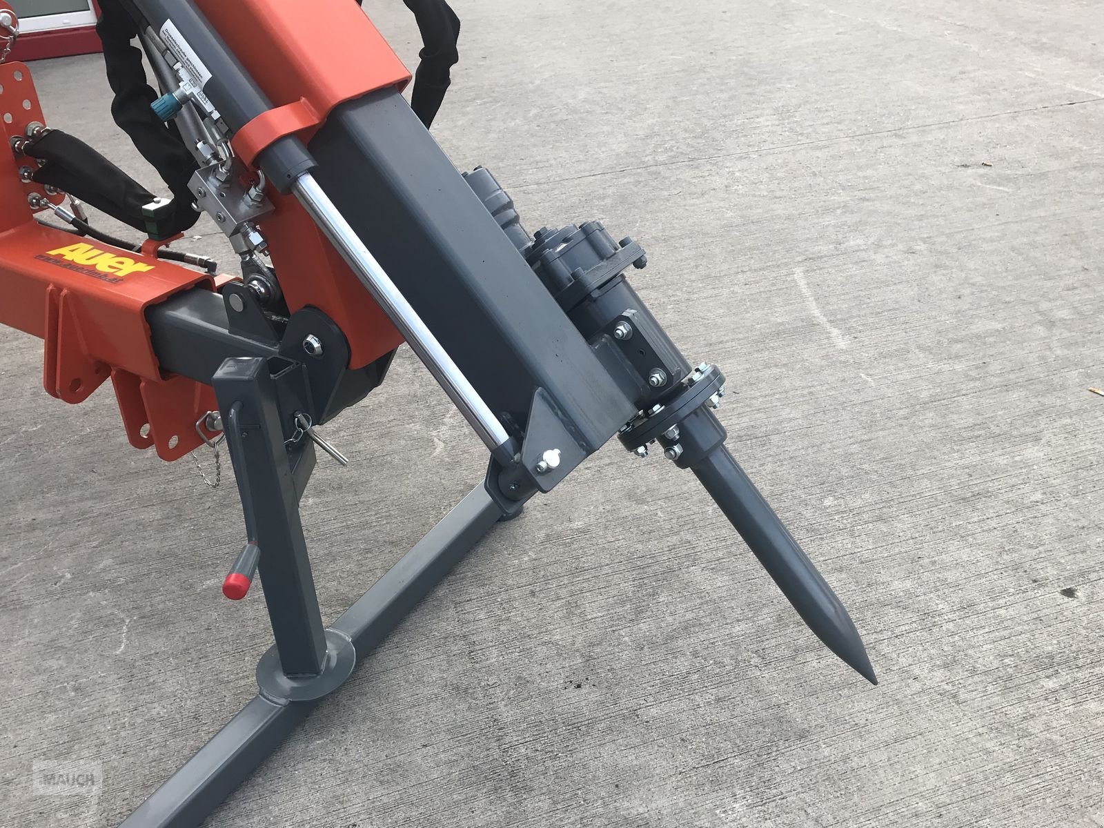 Erdbohrer des Typs Auer Schneestangenbohrgerät/Erdbohrer, Neumaschine in Burgkirchen (Bild 7)