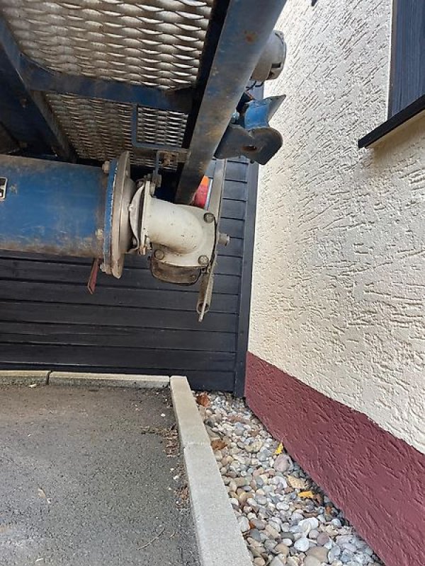 Erntewagen tipa Mörtl 2 Stück Mörtel LM 7000 l. Traubenwagen Maischewagen Erntewagen Lesewagen mit Lockerungswelle, Gebrauchtmaschine u Niedernhausen OT Engenhahn (Slika 19)