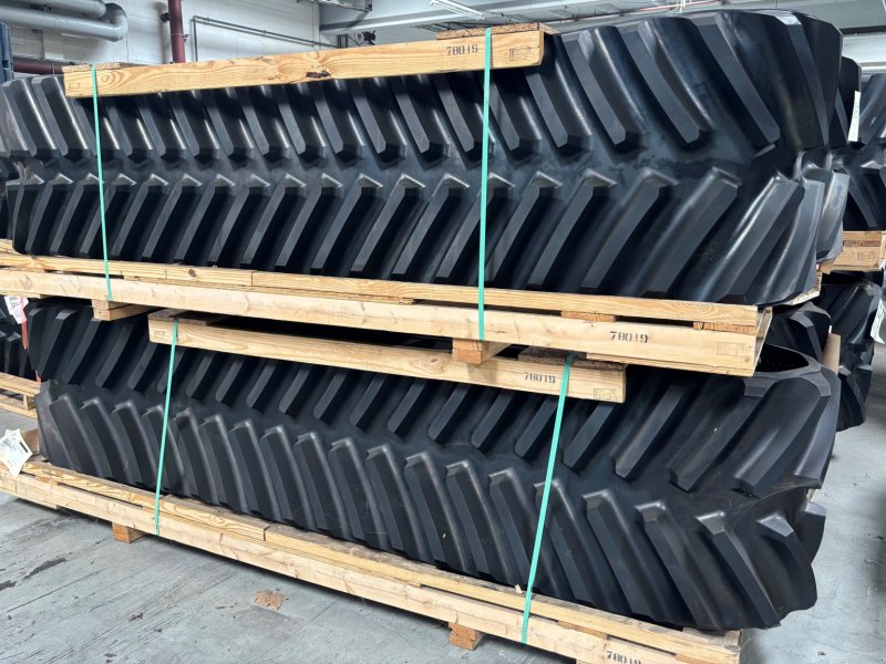 Fahrwerk des Typs CLAAS Lexion, neu in Lügde-Rischenau (Bild 1)